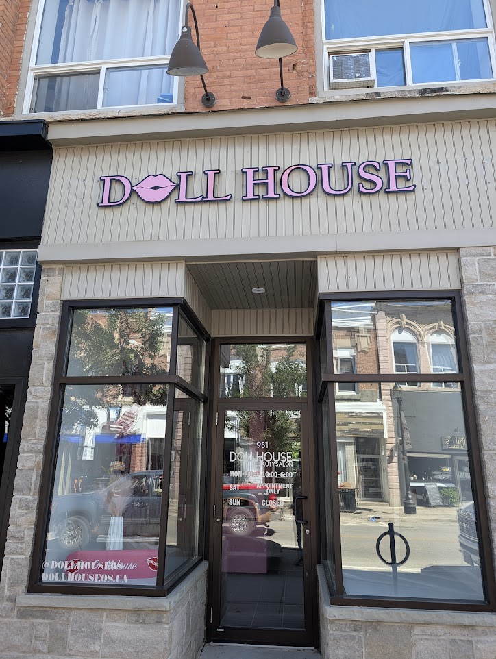 Image of storefront for Doll House Salon