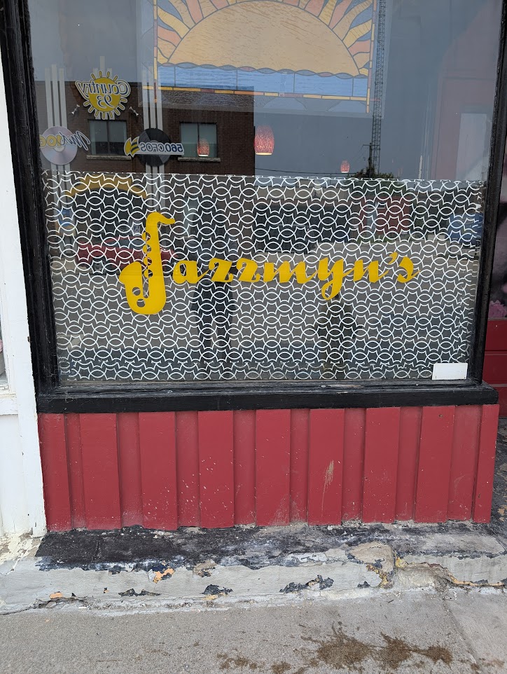 Image of storefront for Jazzmyn's Tapas and Taps Restaurant